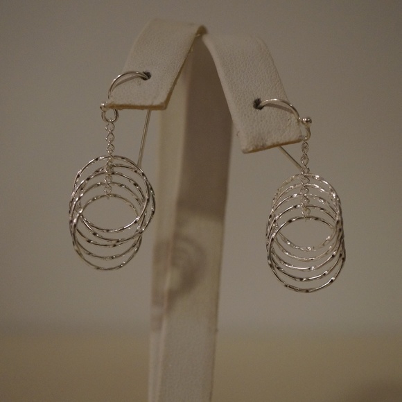 Jewelry - .925 Sterling Silver Fancy Circle Earrings